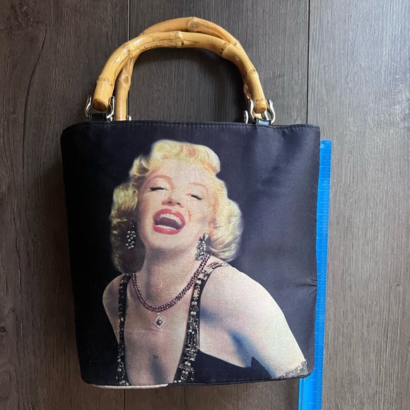 Vintage Marilyn Monroe Handbag w/Bamboo Handles - Picture 8 of 11
